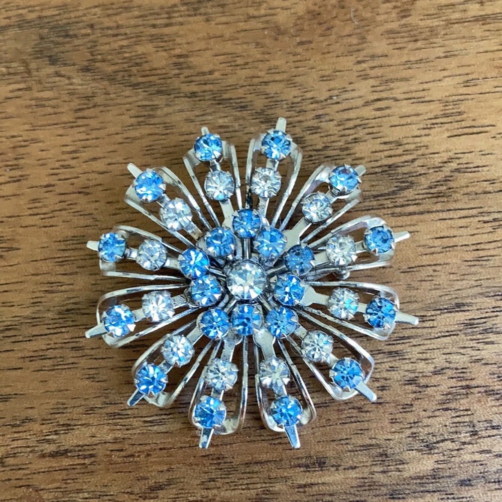 Brooch
